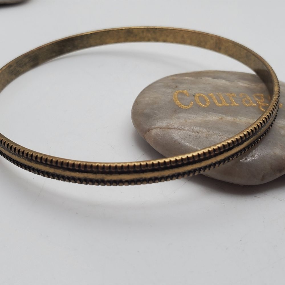 Sculpted bronze bracelet bangle‎